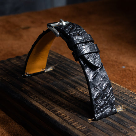 Obsidian Diamond Hornback Alligator Watch Strap