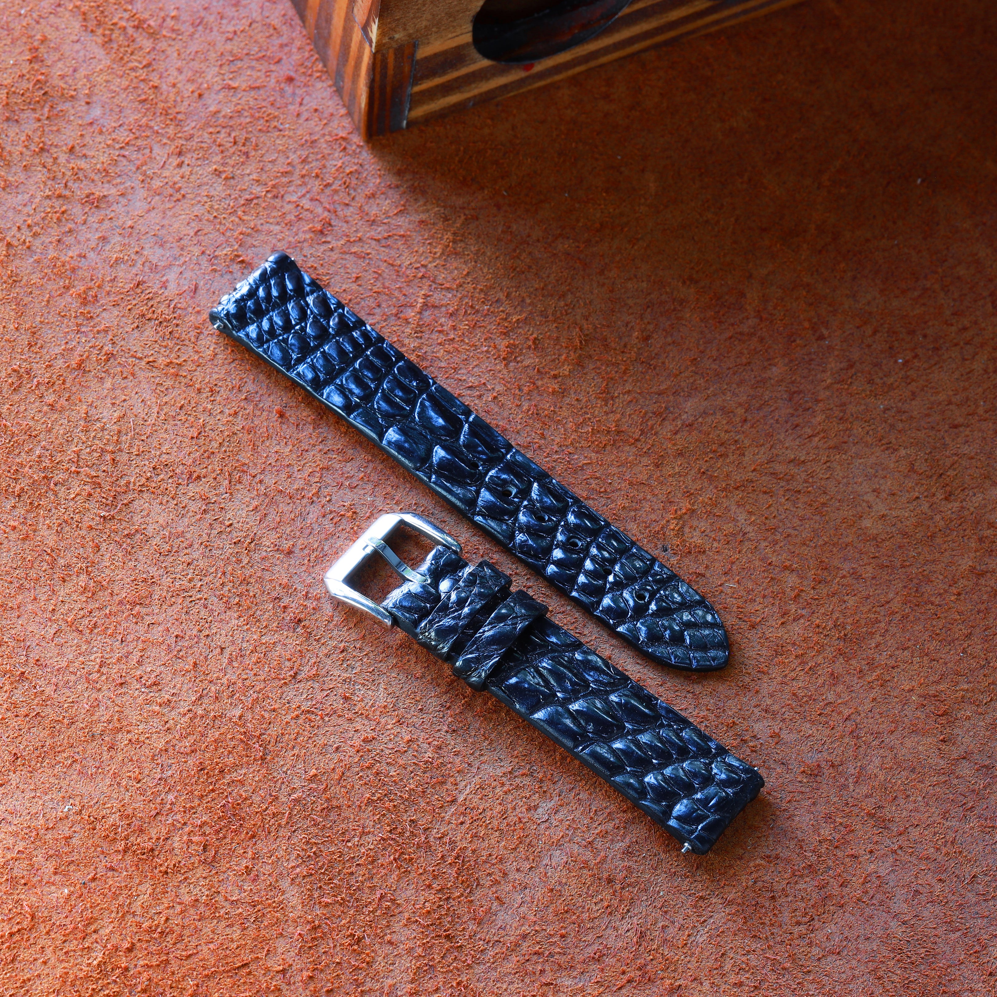 Black Alligator Leg Stitchless Strap (Smooth)