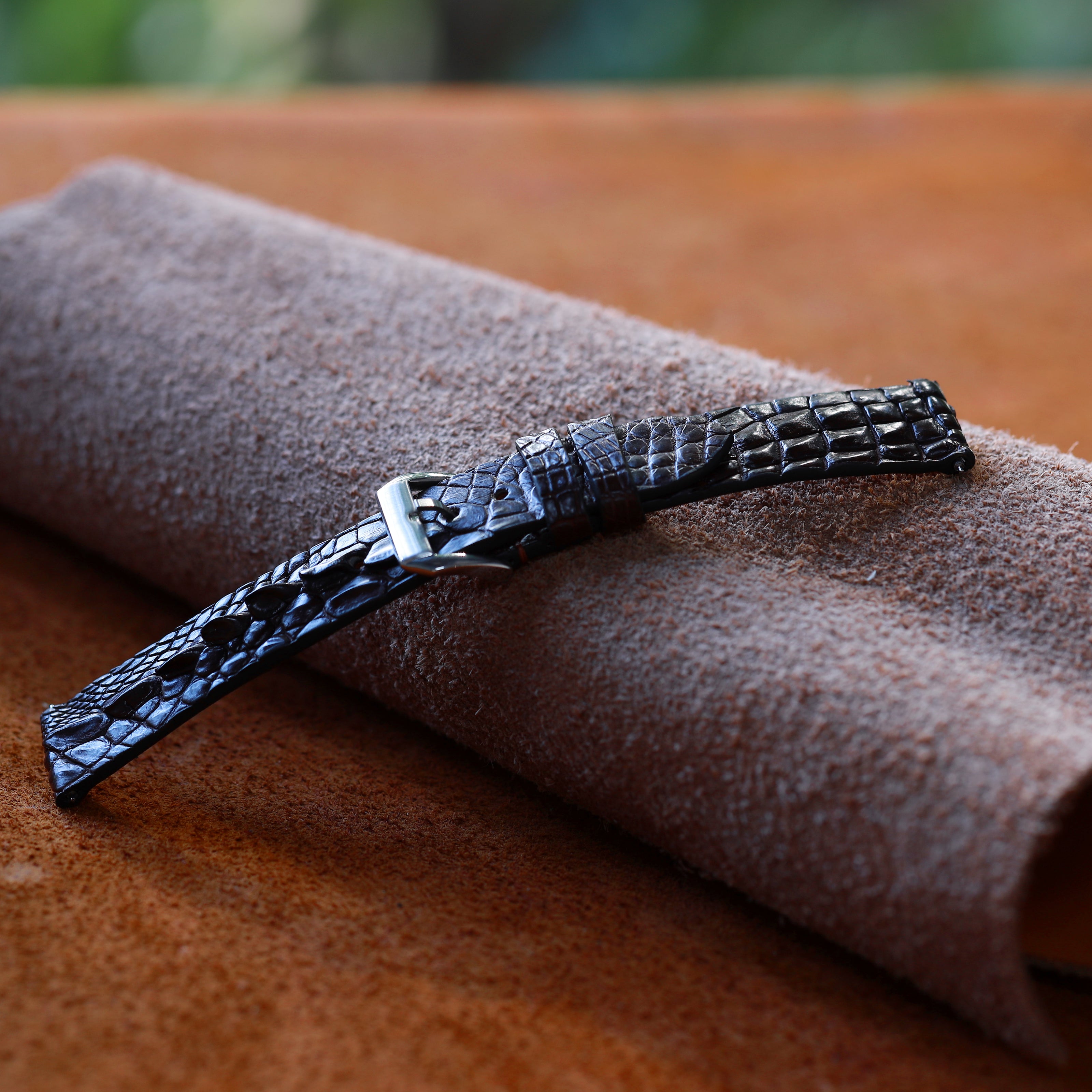 Brown Horned Alligator Leg Stitchless Strap