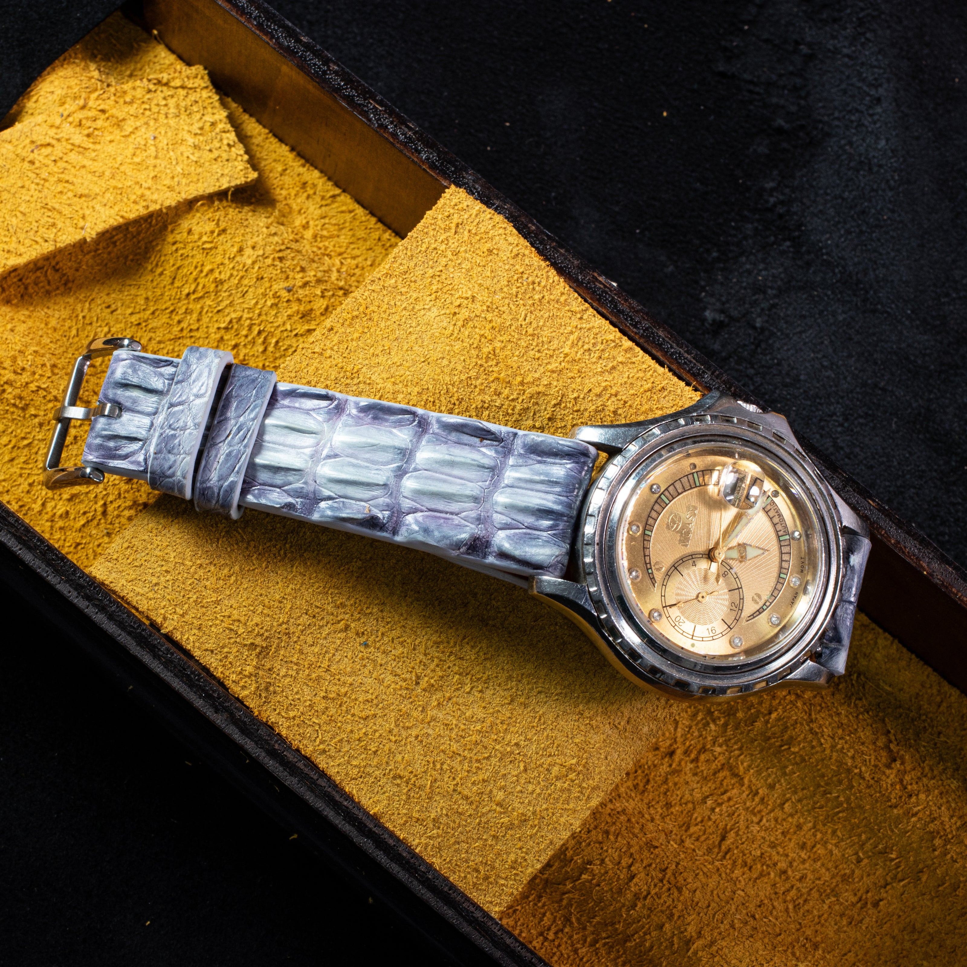 Blue Grey Patina Double Hornback Alligator Strap