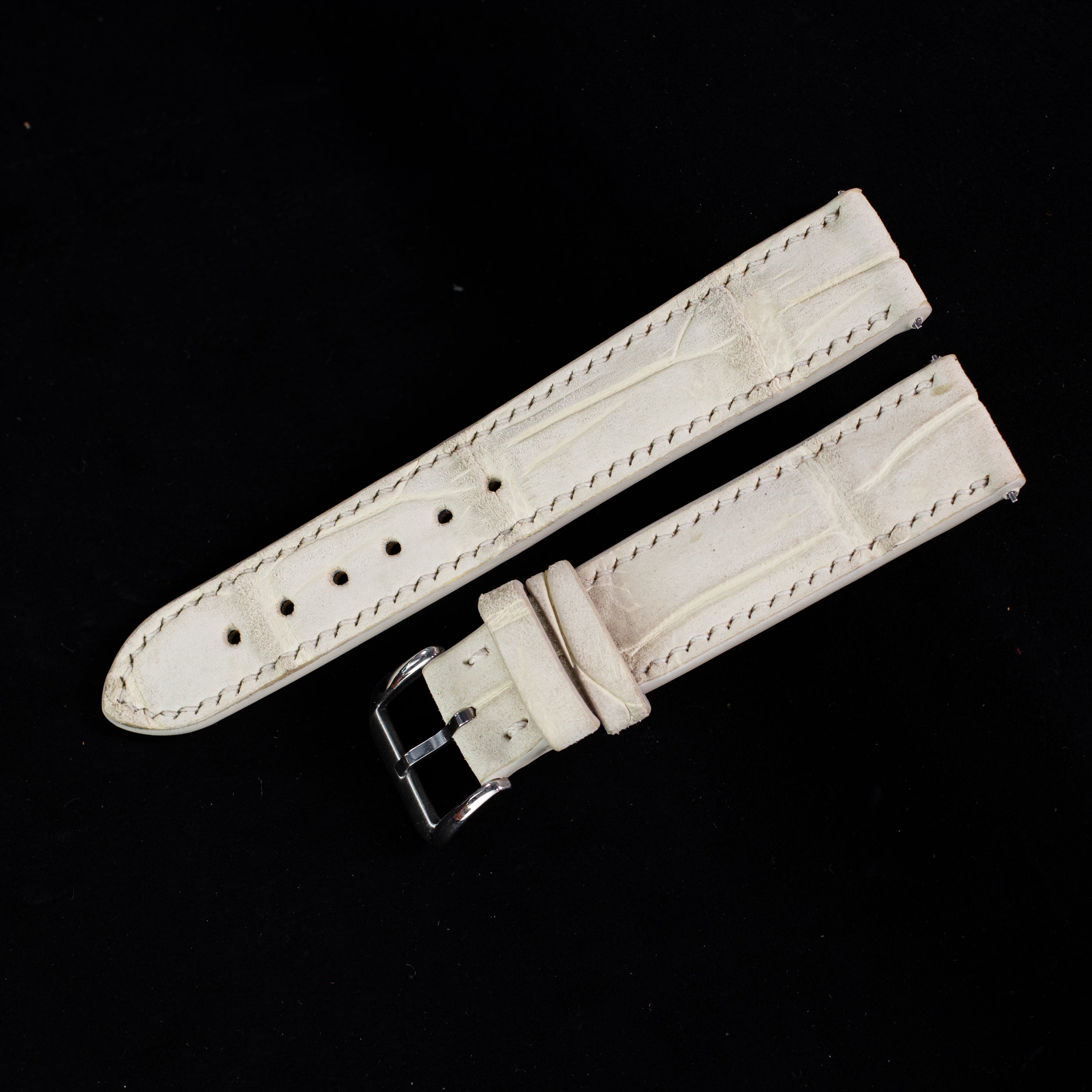 Royal Ivory Nubuck Alligator Strap