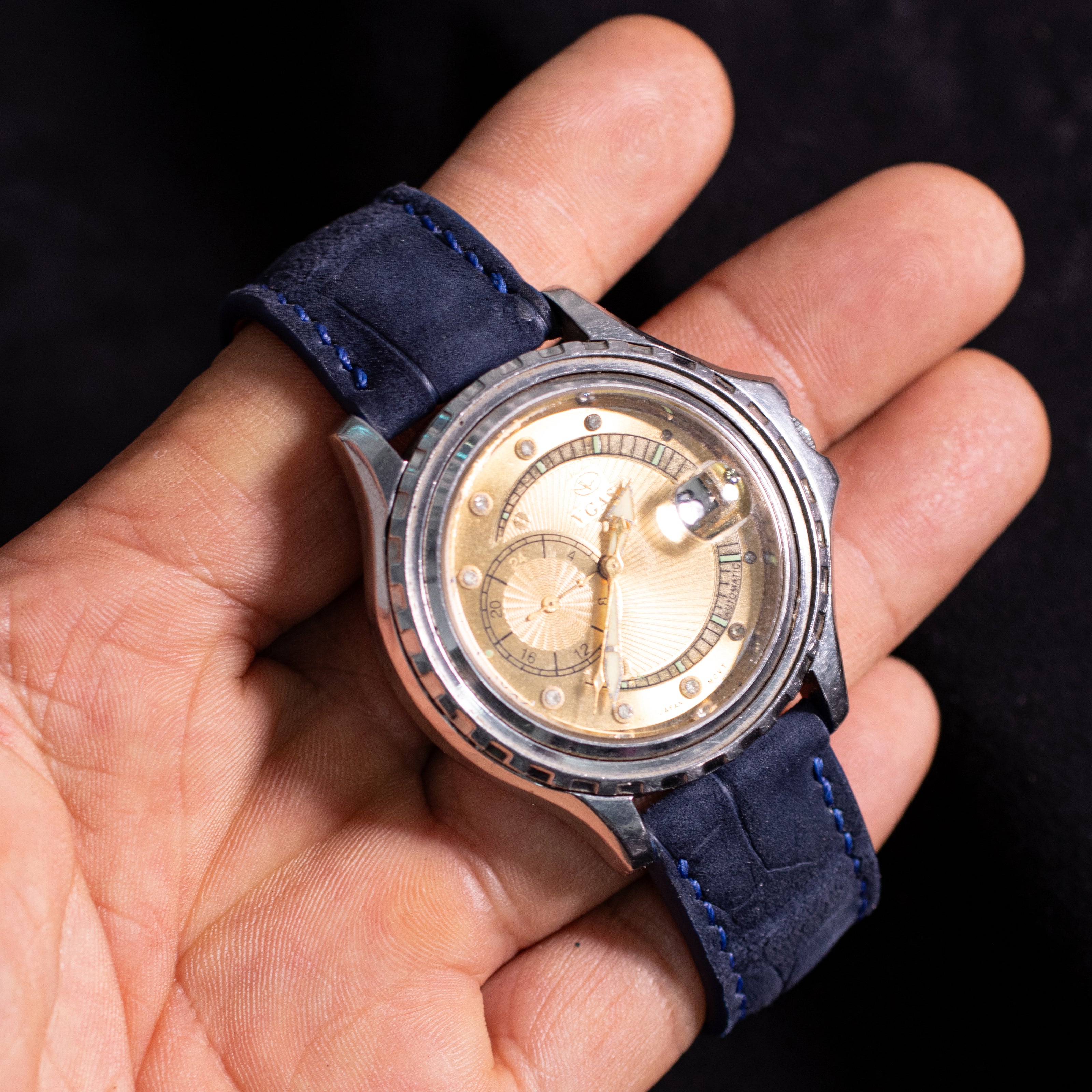 Navy Blue Nubuck Alligator Strap