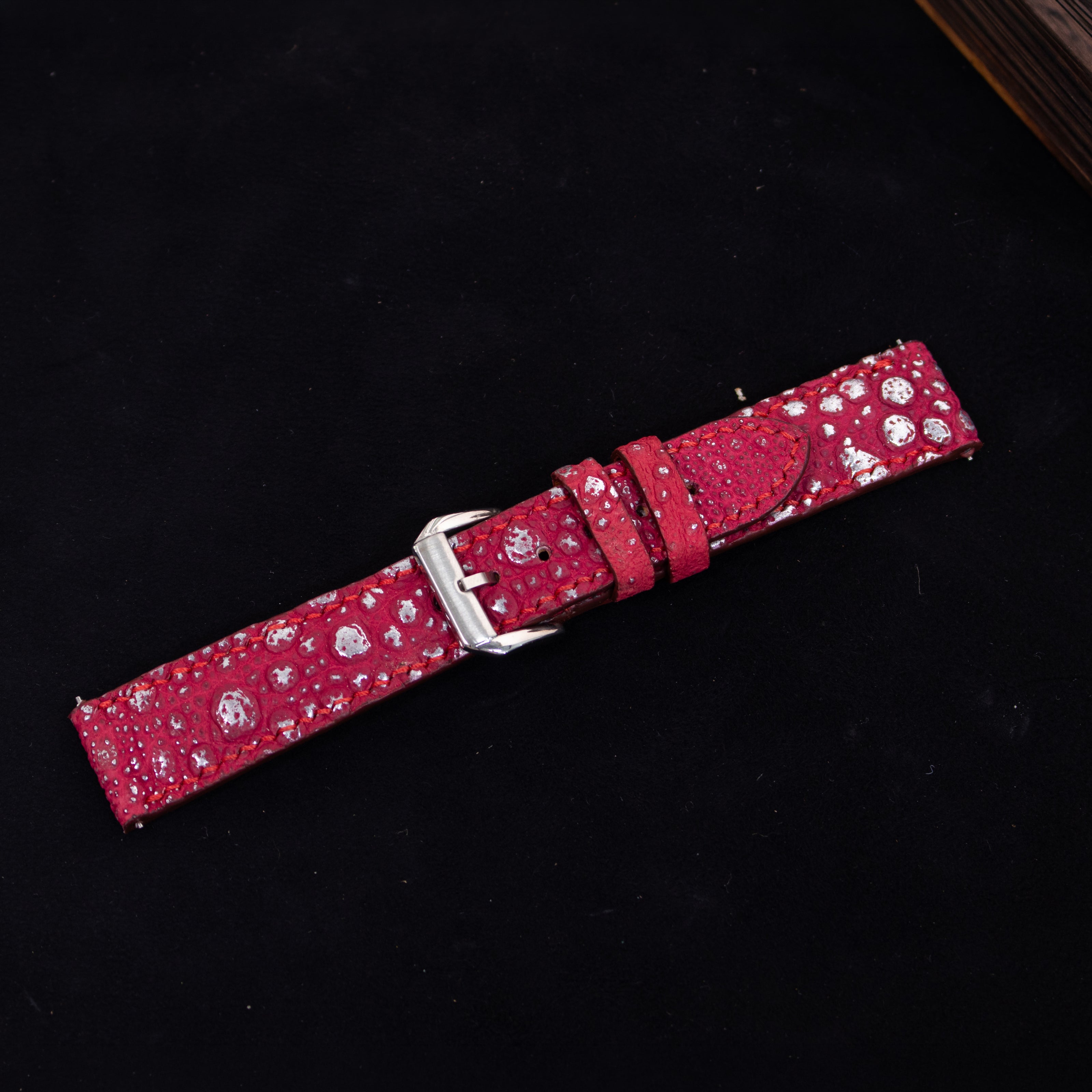 Silver Quill Ruby Toad Leather Watch Strap