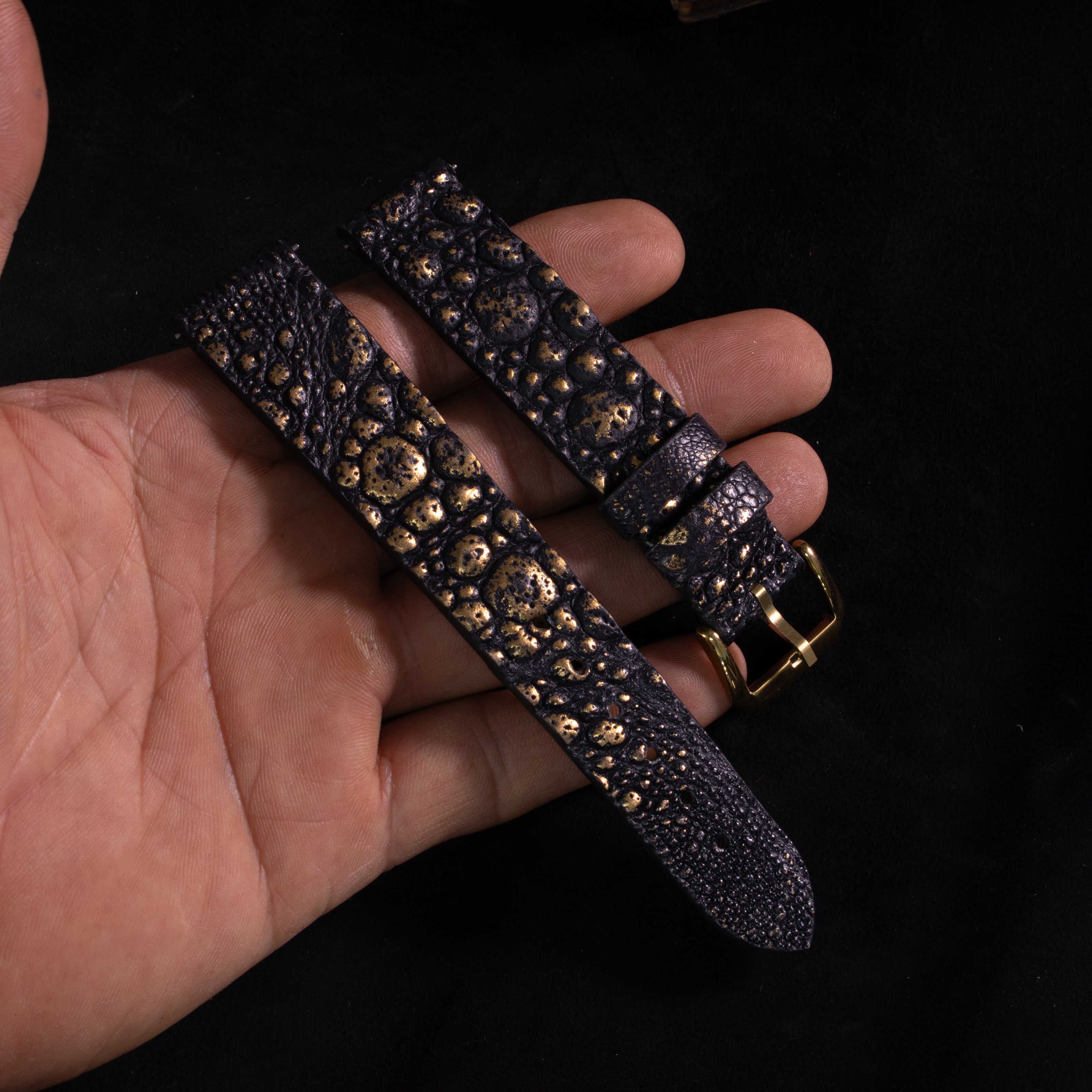 Gold Quill Black Toad Leather Stitchless Strap