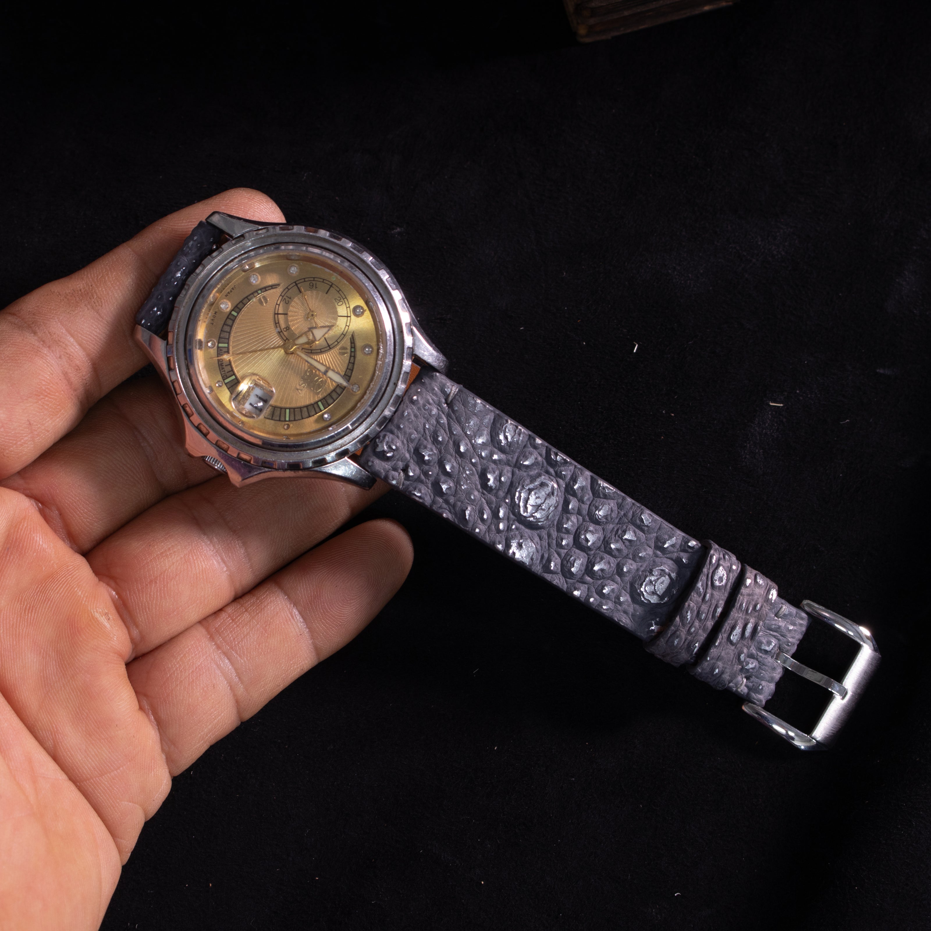 Silver Quill Gray Toad Leather Stitchless Strap