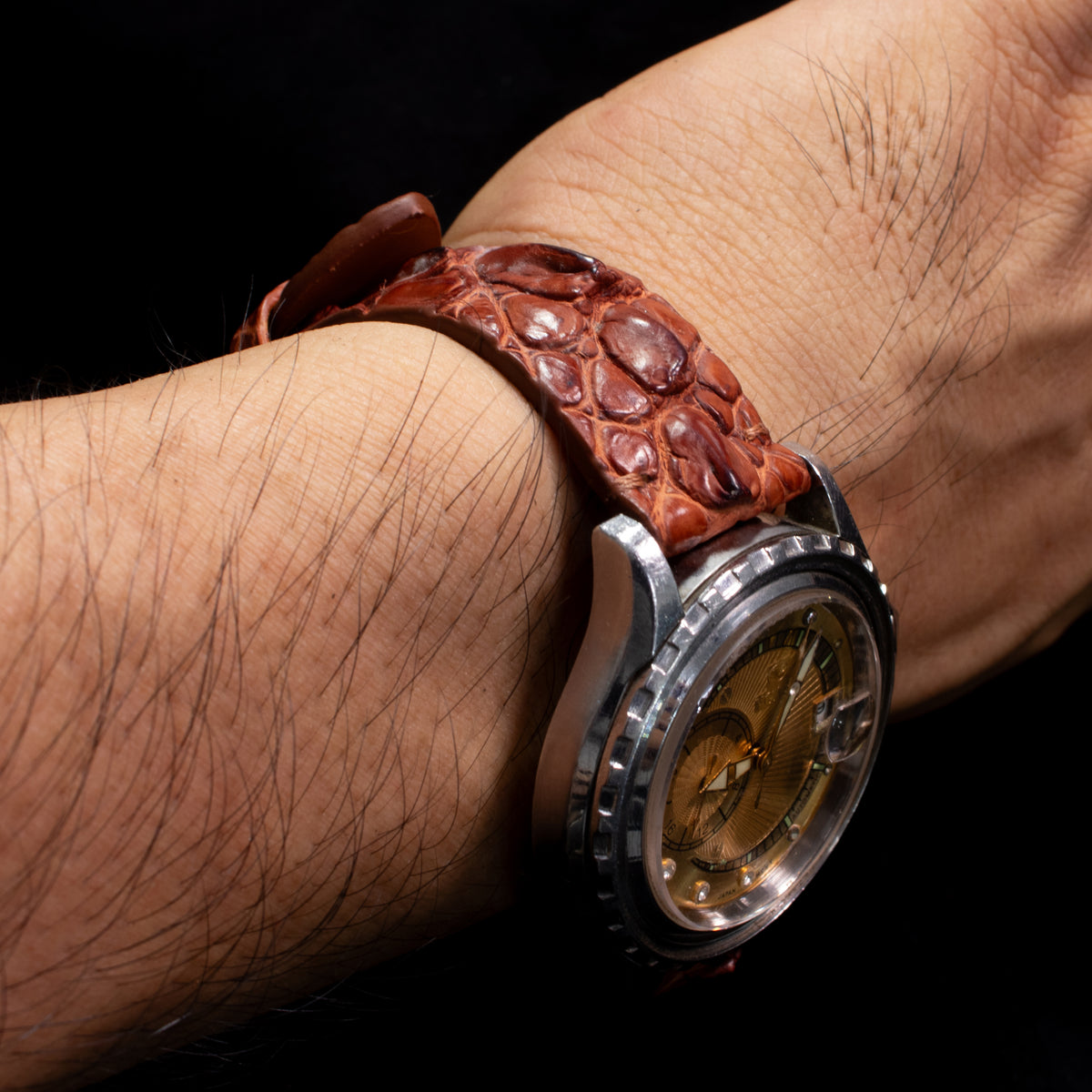 Cognac Brown Horned Alligator Leg Stitchless Strap