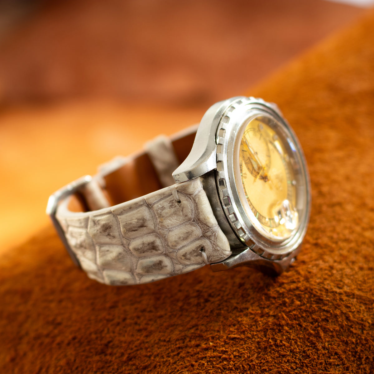 White Alligator Leg Stitchless Strap (Smooth)