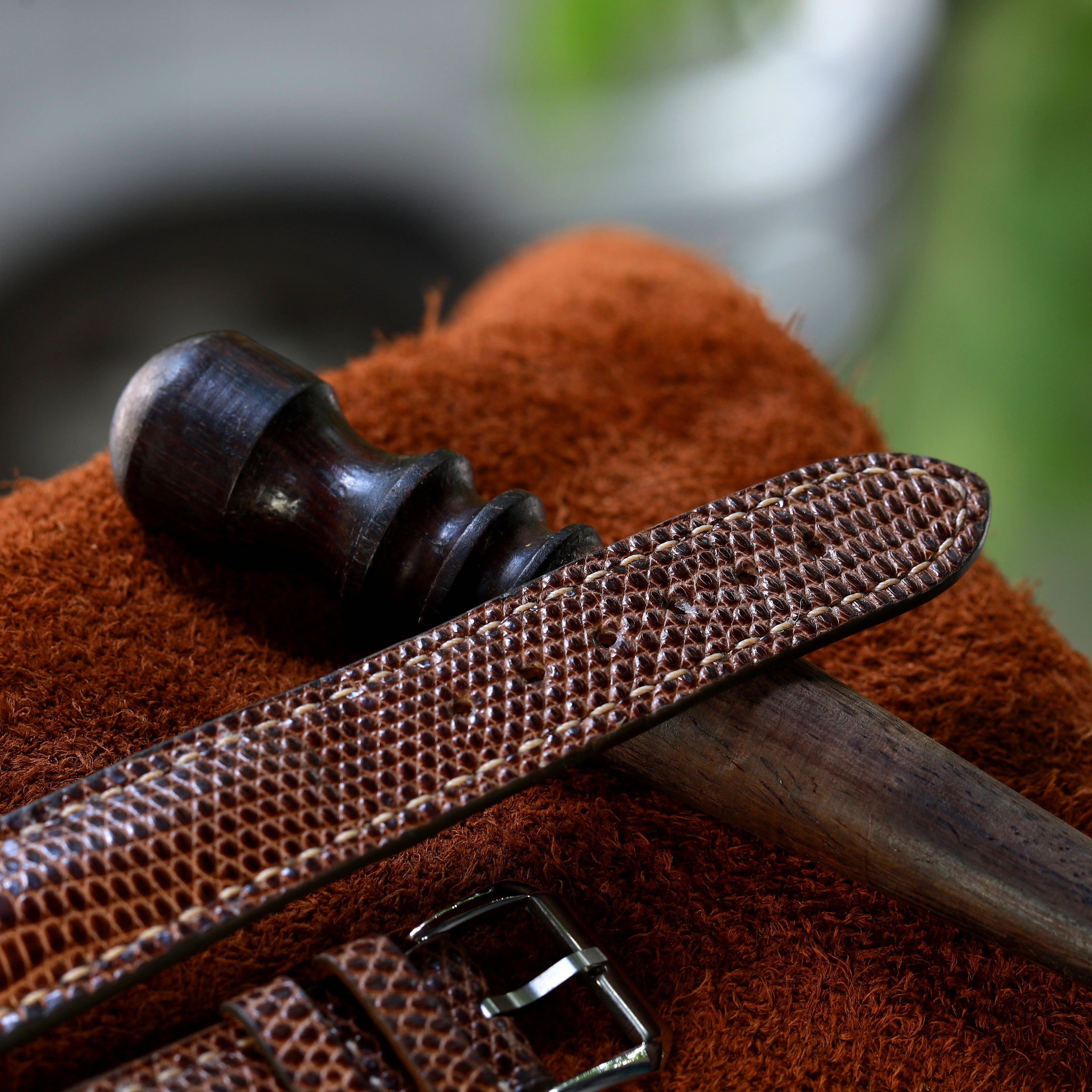 Tobacco Brown Lizard Leather Strap