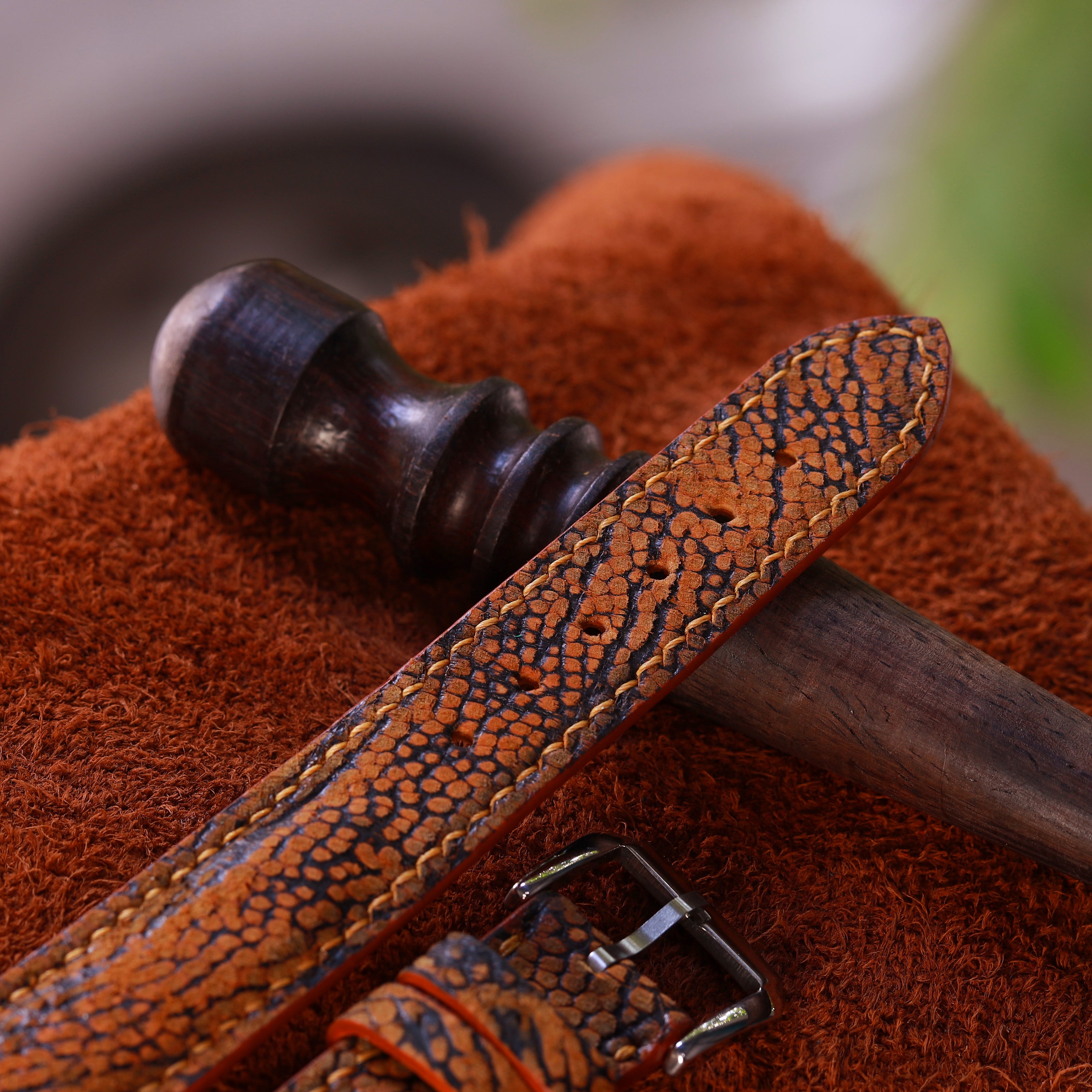 Brown Waxed Ostrich Leg Leather Watch Strap (Smooth)