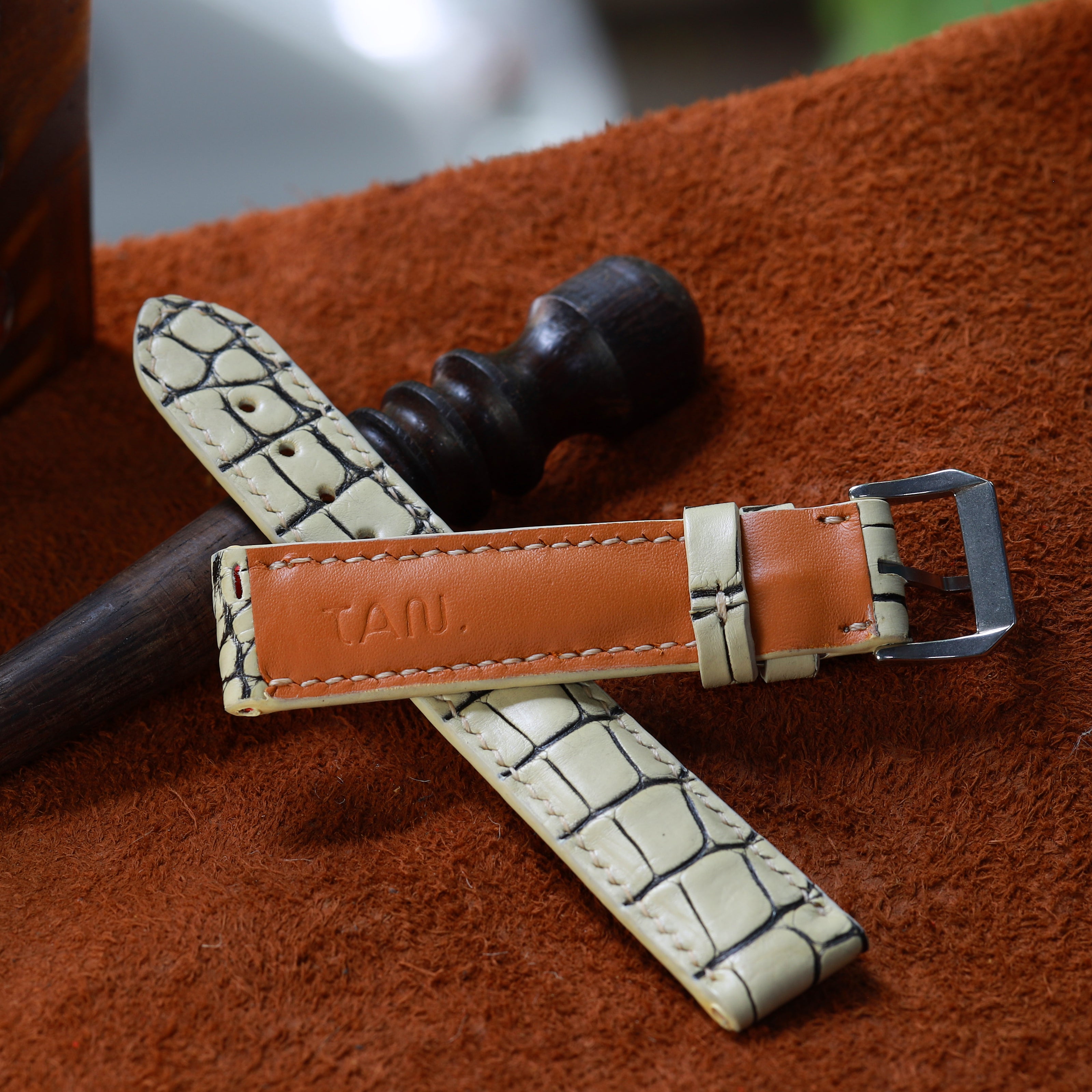Ivory White Alligator Leather Watch Strap