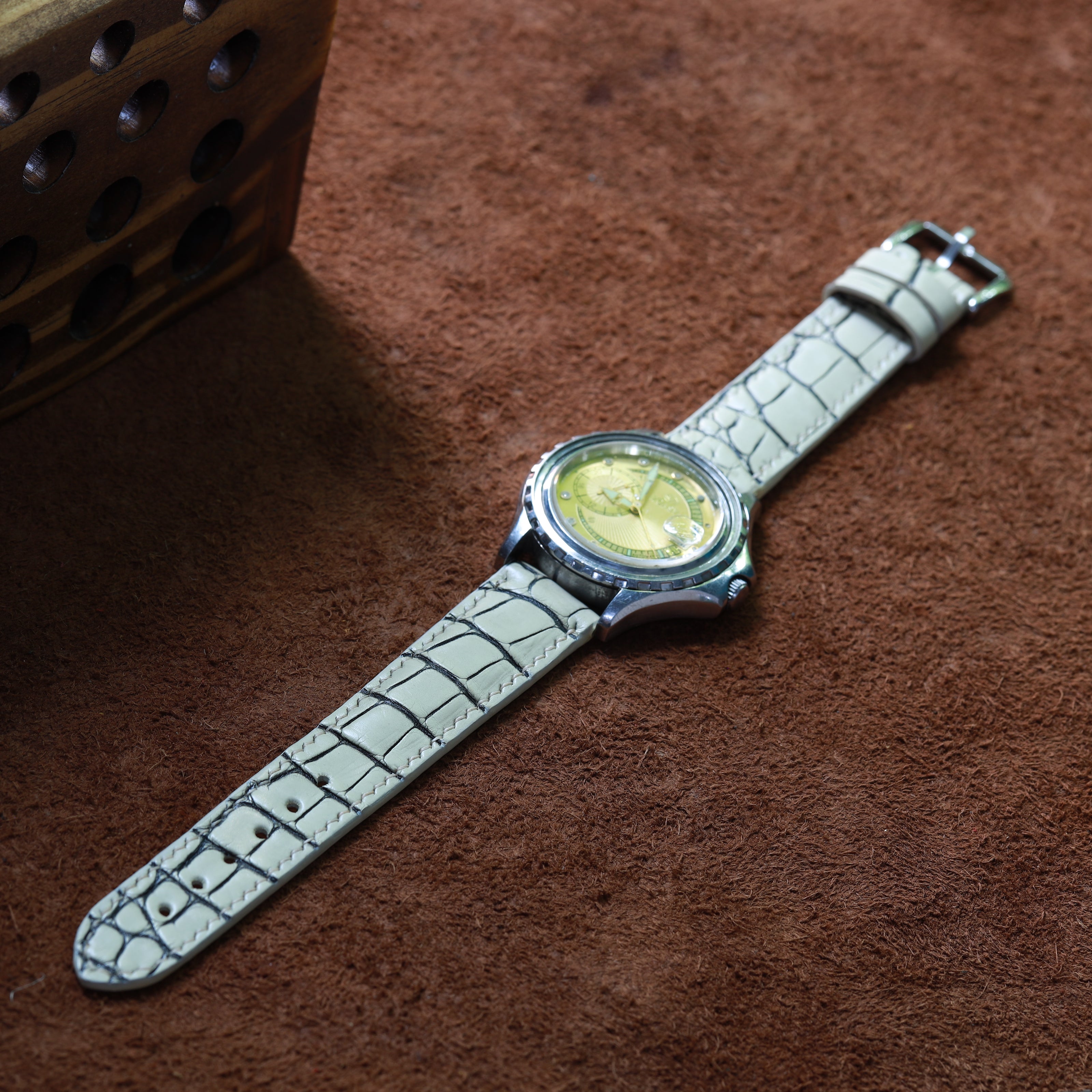 Handcrafted Crocodile Leather Watch Strap with Zermatt Lining (Pointed Tip) by Tan