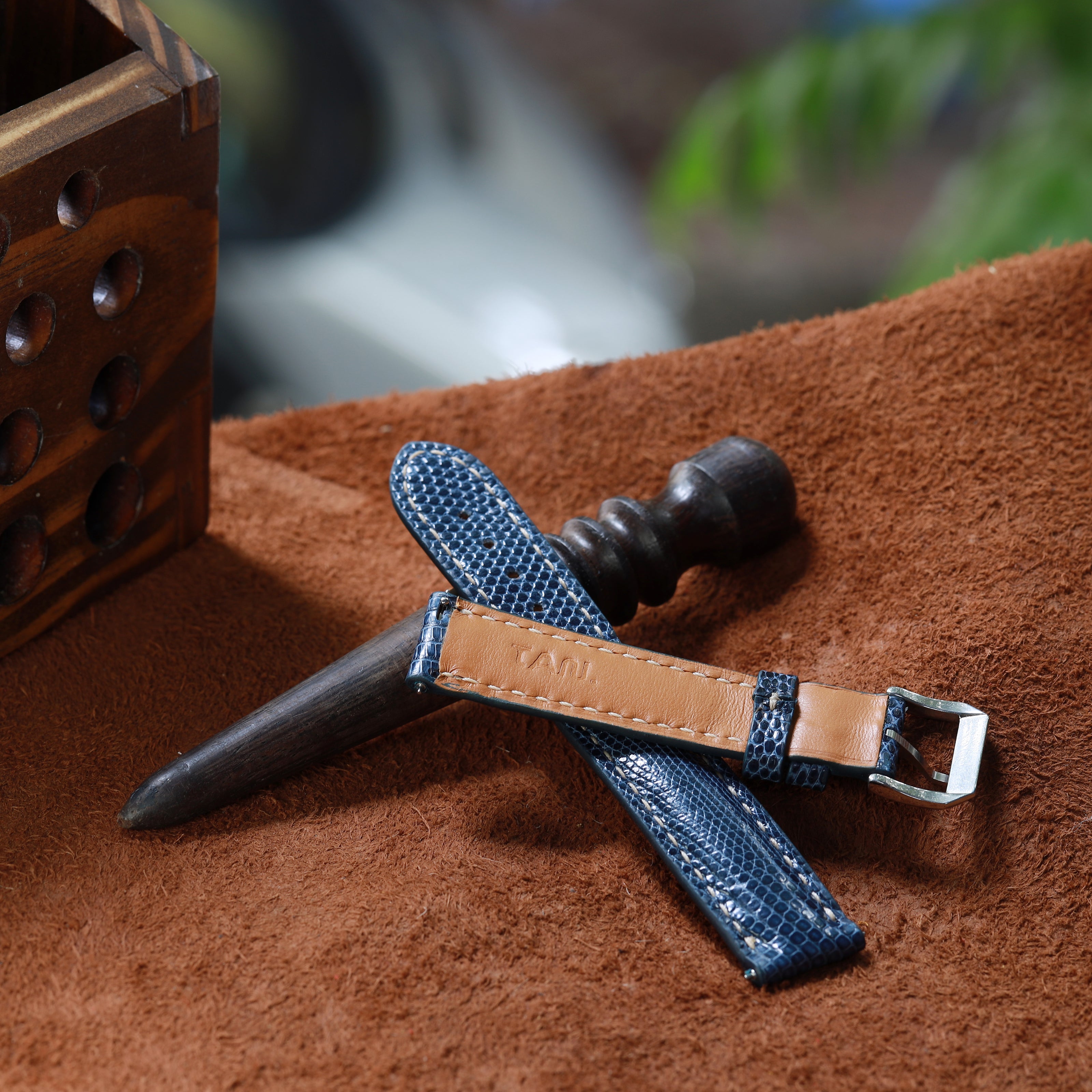 Handcrafted Lizard Leather Watch Strap with Zermatt Lining (Pointed Tip) by Tan