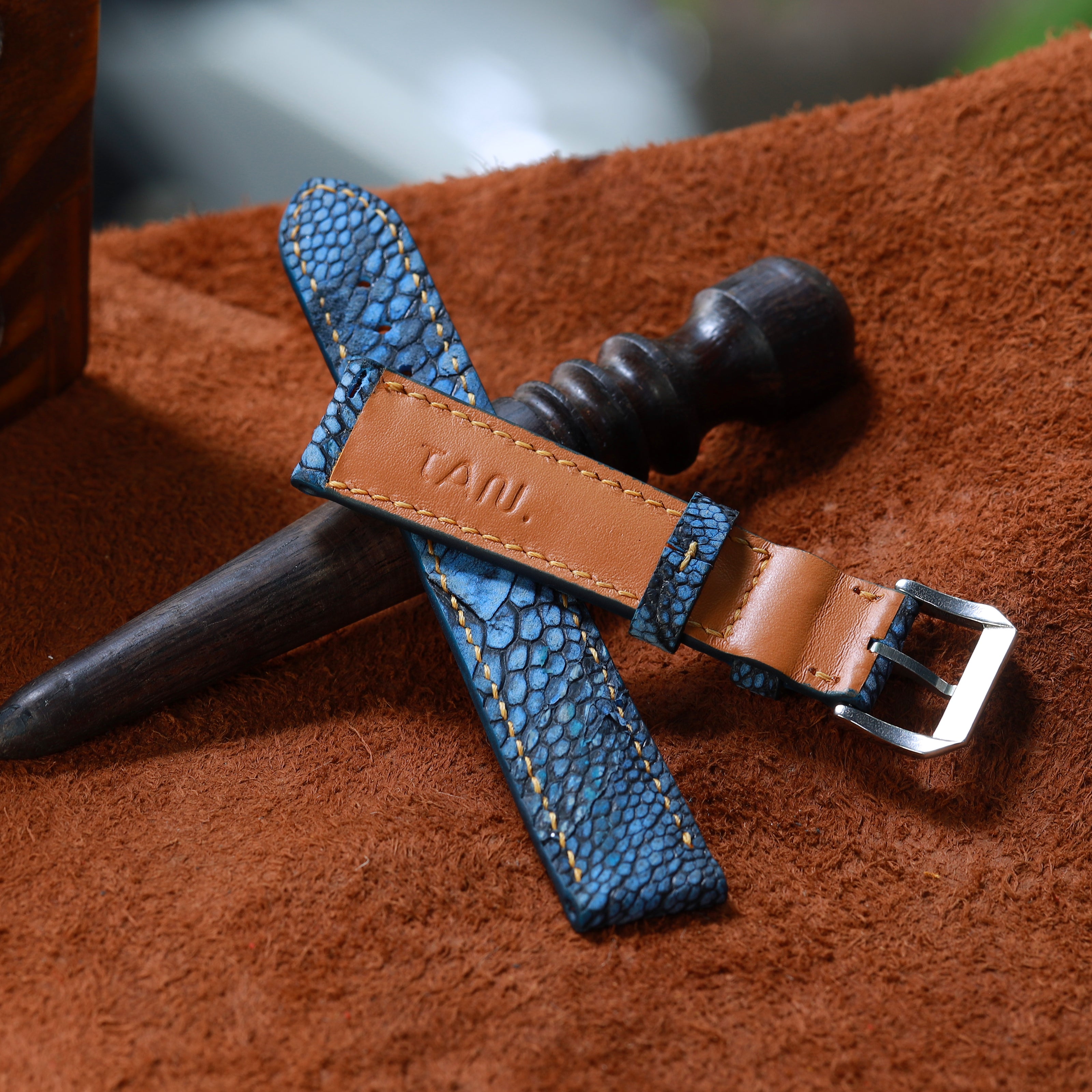 Blue Waxed Ostrich Leg Leather Watch Strap (Smooth)